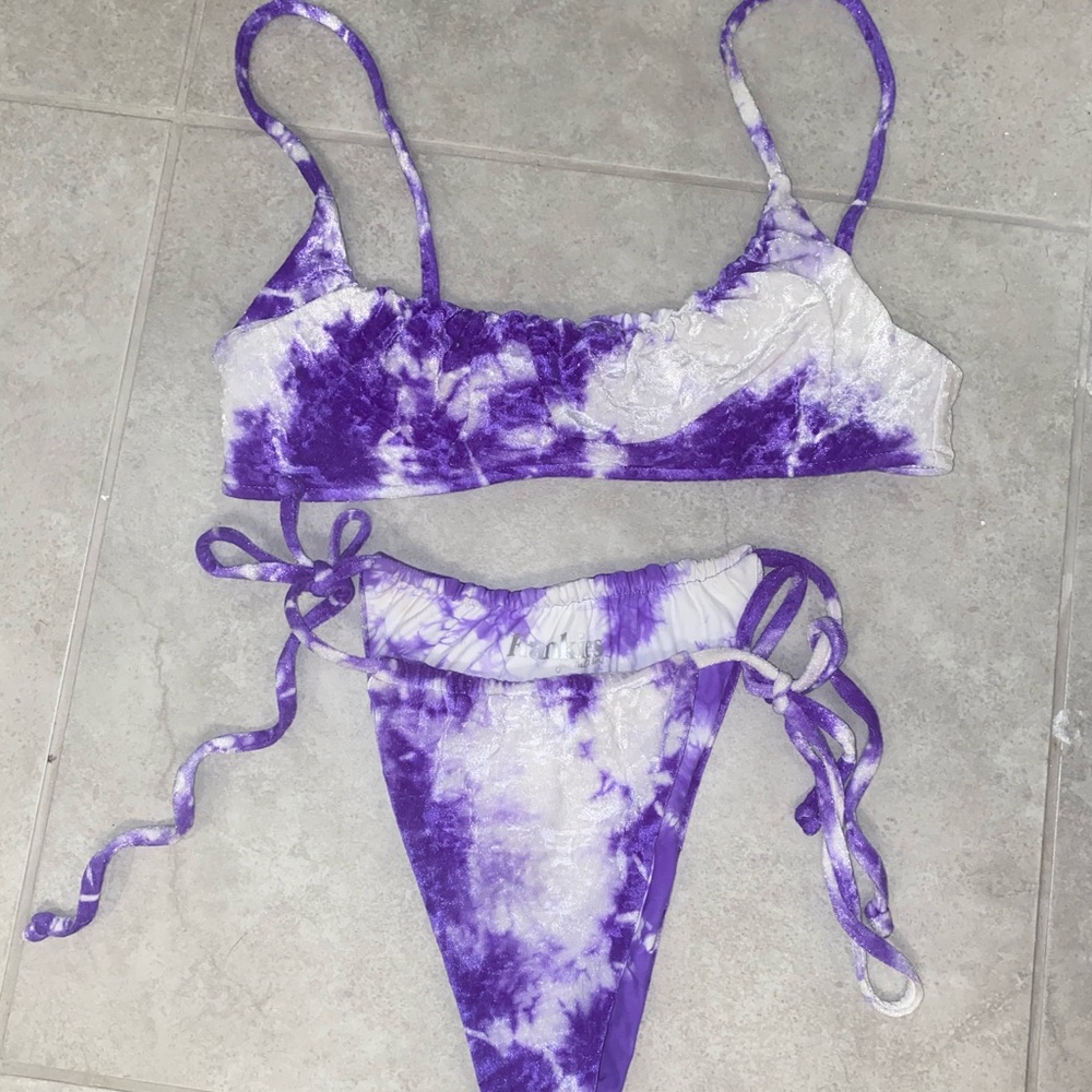 Frankies bikini set size M both